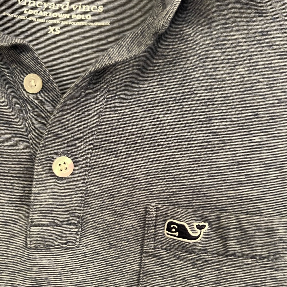 Soft navy Vineyard Vines polo, mens XS